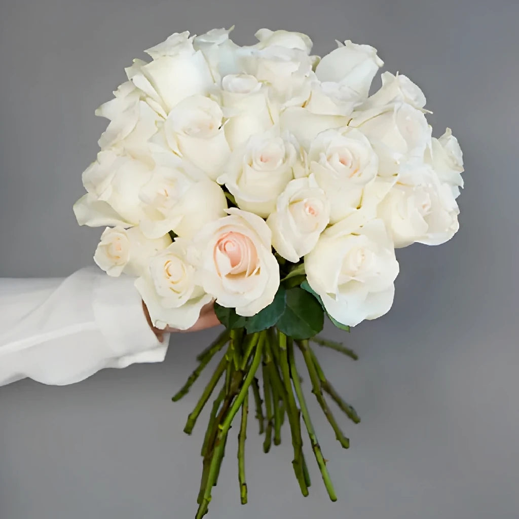 Bridal Akito Roses Standard - main