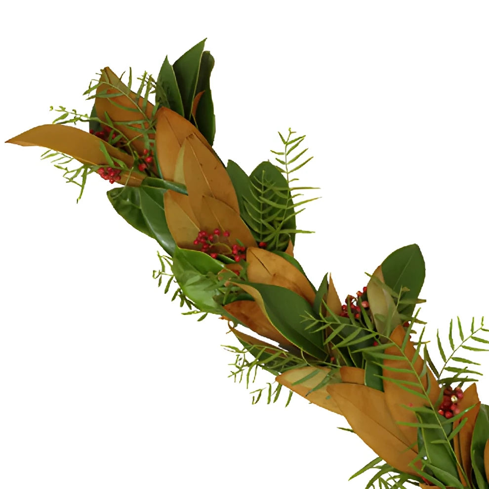 Magnolia & Pepperberry Garland - alternative 1